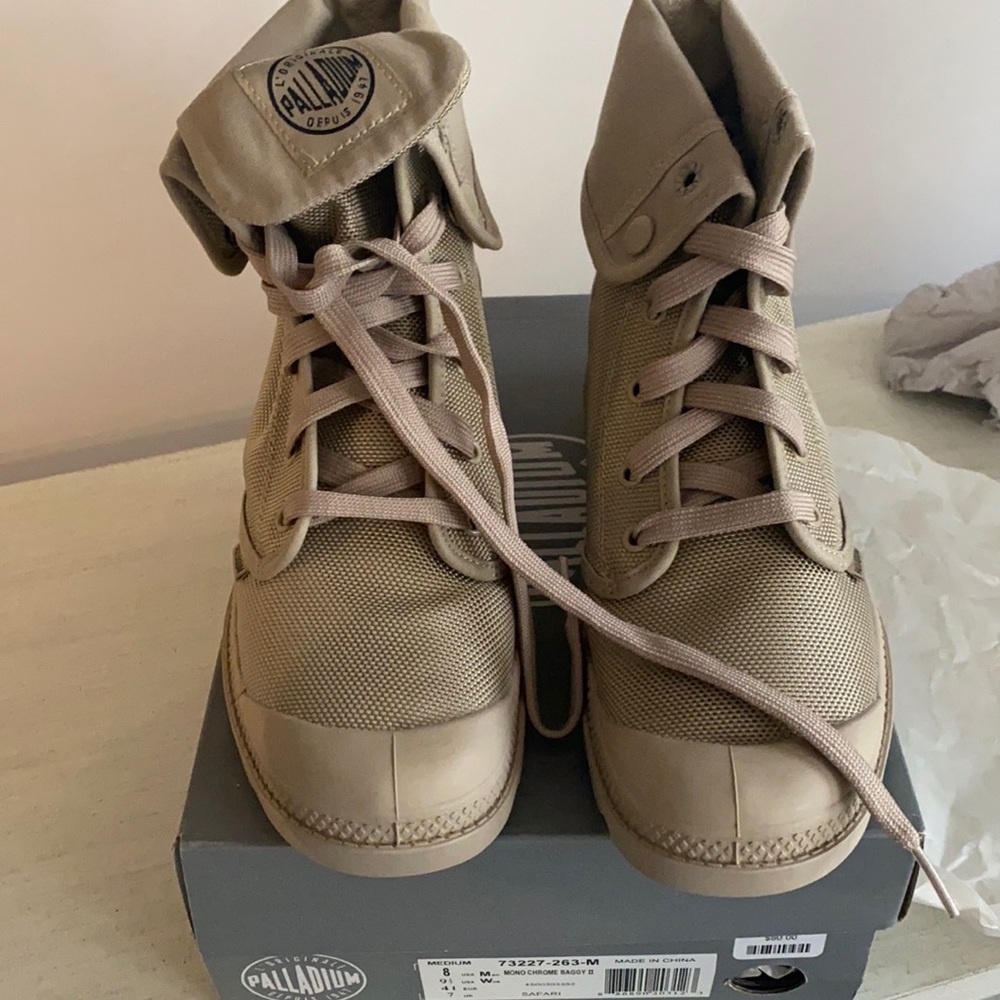Brand new Palladium boots